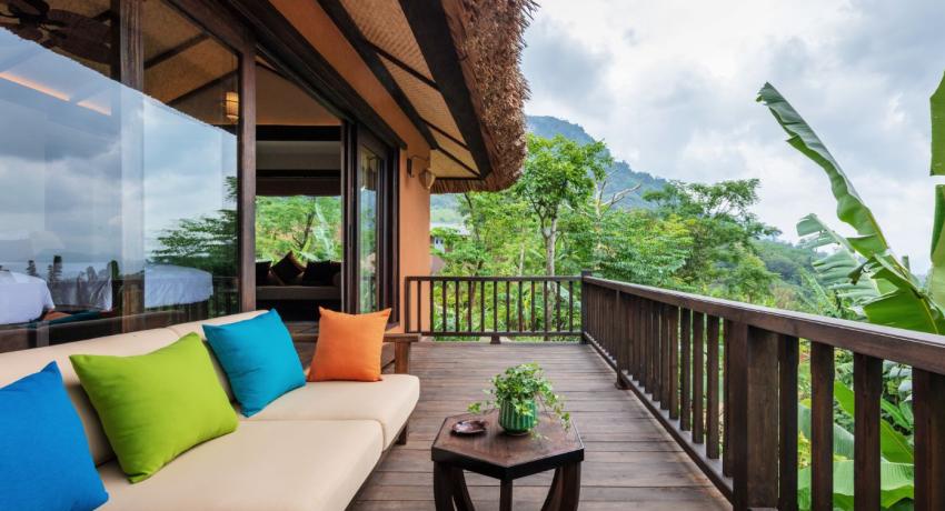 Ferns Grand Mountain Suite